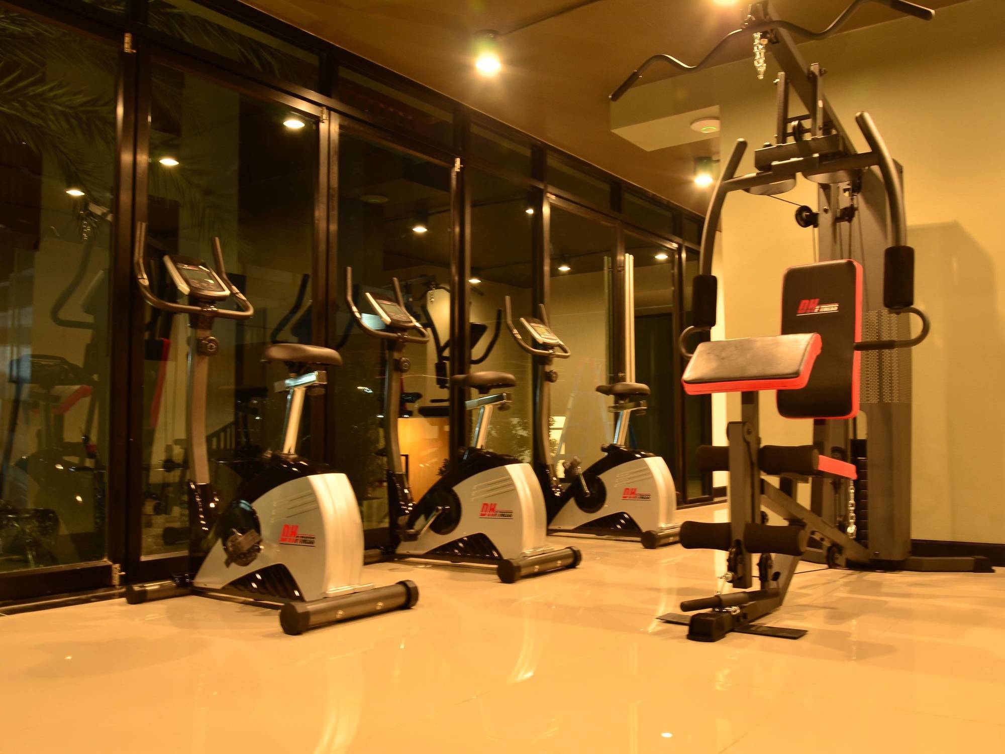 Grand Marina Residence Hotel Ban Laem Chabang Εξωτερικό φωτογραφία